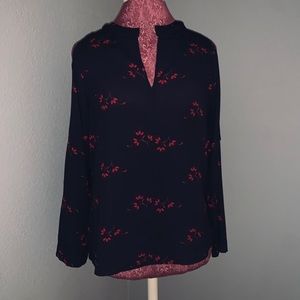 4 FOR $5 LOFT shoulderless long sleeve blouse